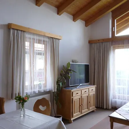 Haus St_ Michael_ 1_4 * Schliersee